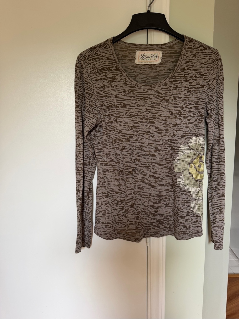 Coventry Women's Long Sleeve brown  Knit Top with Floral Accent